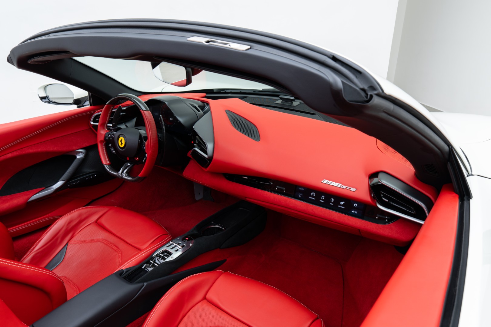 2025 FERRARI 296 GTS STANDARD - KOREAN SPECS - BRAND NEW